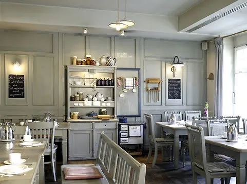 **** Hotel NH Berlin City Ost Deutschland