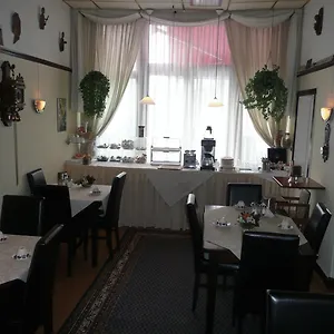 https://staten-hotel.thehaguehotels.net