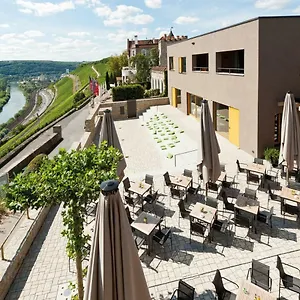 https://schloss-steinburg.com-bavaria.com